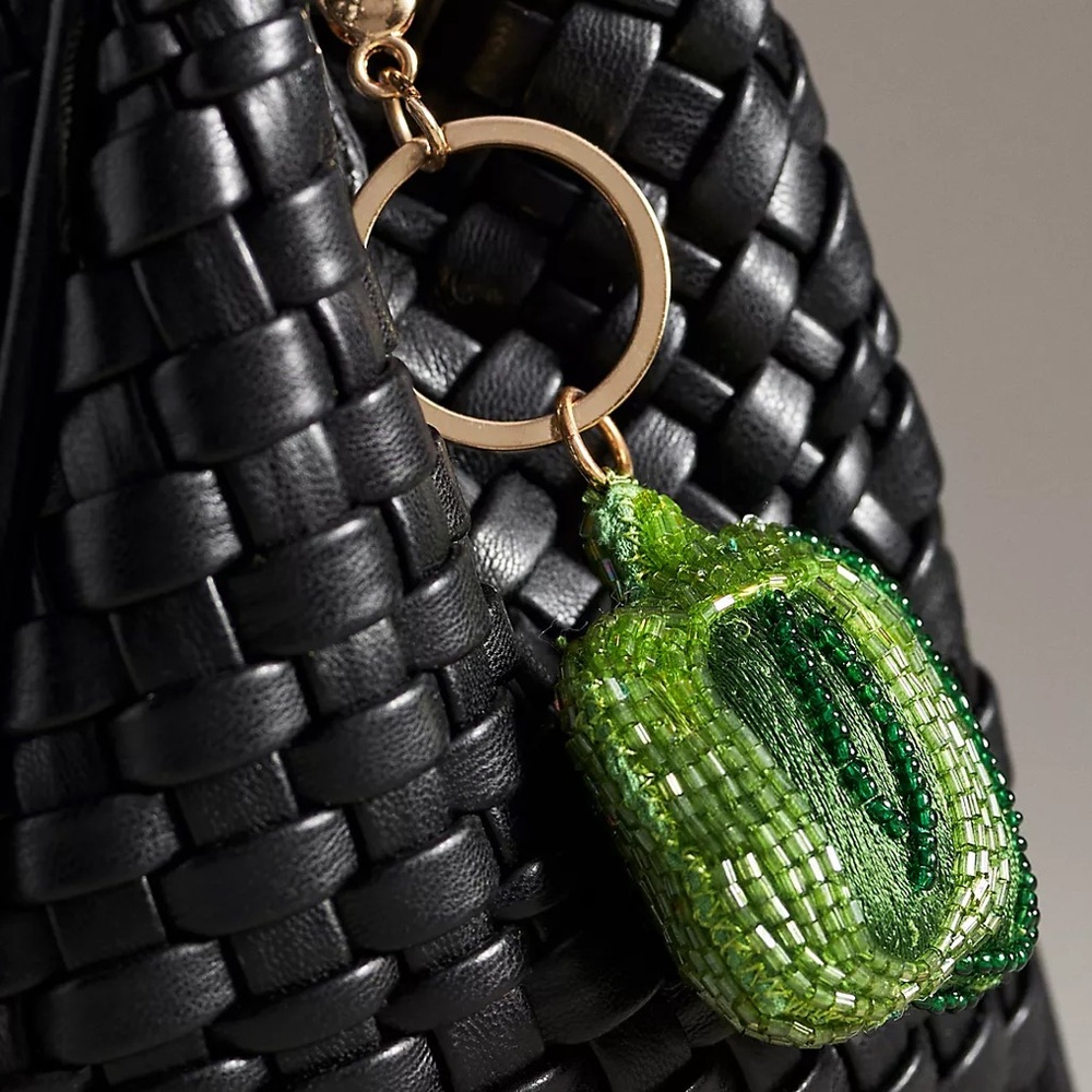 NWT Anthropologie Beaded Vegetable Bag Charm, Green Pepper - Picture 2 of 6
